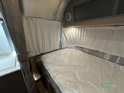 2026 Airstream Caravel - Photo 32