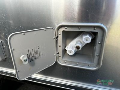 2026 Airstream Caravel - Photo 43
