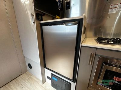 2026 Airstream Caravel - Photo 25