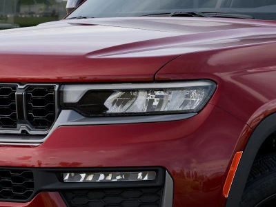 2026 Jeep Grand Cherokee — photo 10 view