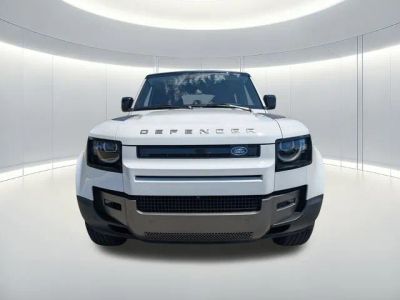 2026 Land Rover Defender 110 — photo 8 view