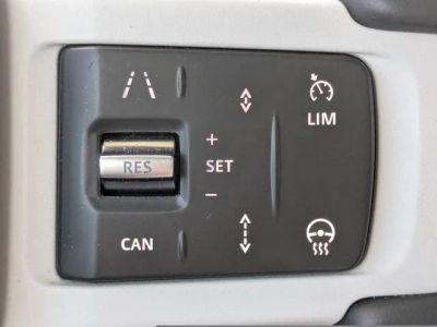 2026 Land Rover Defender 110 — photo 25 view
