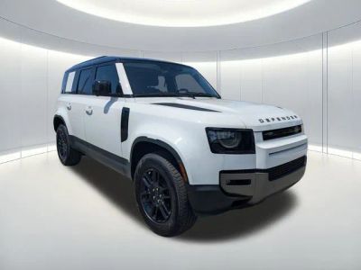 2026 Land Rover Defender 110 — photo 7 view