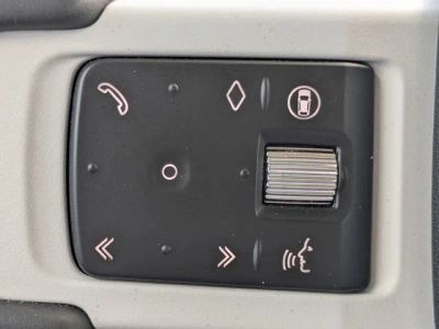 2026 Land Rover Defender 110 — photo 24 view