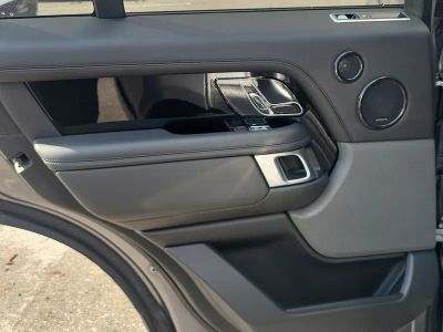 2022 Land Rover Range Rover — photo 10 view
