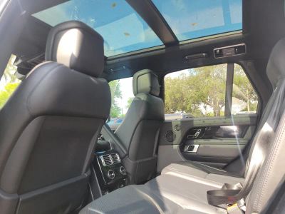 2022 Land Rover Range Rover — photo 13 view
