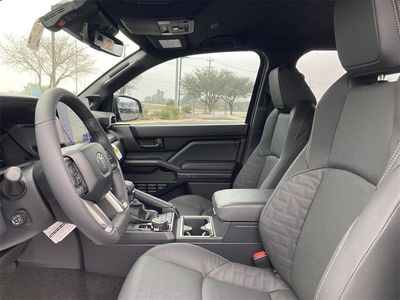 2026 Toyota 4Runner - Photo 2