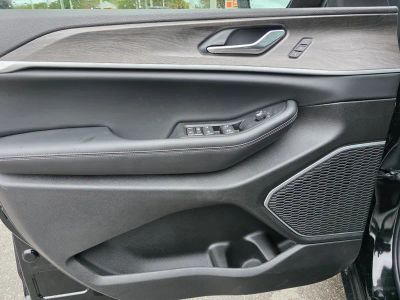 2026 Jeep Grand Cherokee — photo 14 view