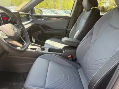 2026 Volkswagen Tiguan — photo 15 view