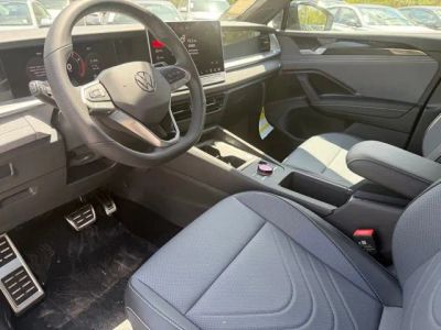 2026 Volkswagen Tiguan — photo 16 view
