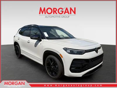 2026 Volkswagen Tiguan 2.0T SE R-Line Black in Beige — front three-quarter view