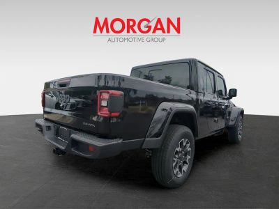 2026 Jeep Gladiator — detail view