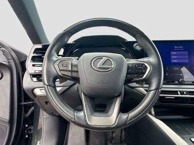2023 Lexus RX — photo 41 view