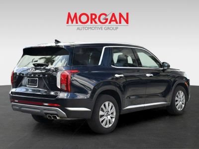 2024 Hyundai Palisade — interior view