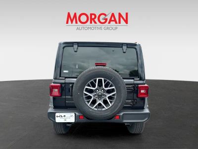 2025 Jeep Wrangler — photo 7 view