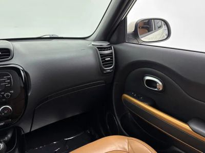 2016 Kia Soul - Photo 25