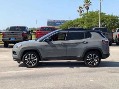 2023 Jeep Compass - Photo 2