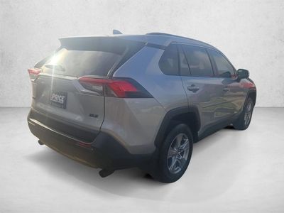 2025 Toyota RAV4 - Photo 2