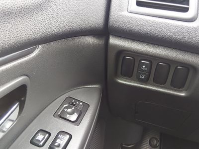 2024 Mitsubishi Outlander Sport — photo 13 view