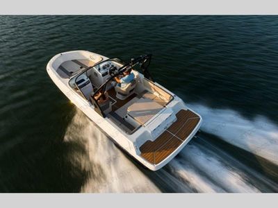 2020 Bayliner VR Series - Photo 6