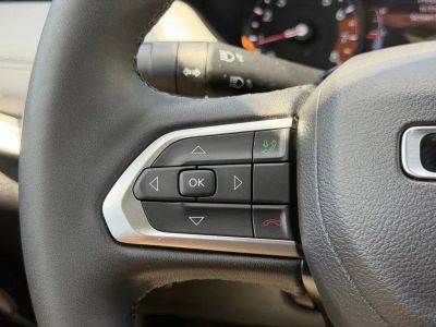 2025 Jeep Compass - Photo 21