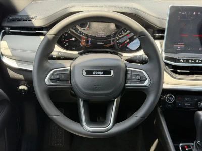 2025 Jeep Compass - Photo 18