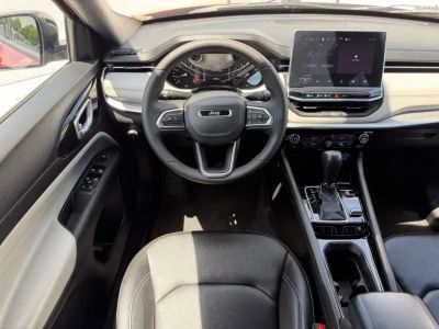2025 Jeep Compass - Photo 19