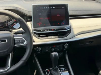 2025 Jeep Compass - Photo 24