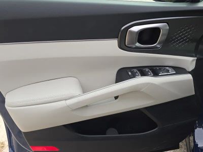 2026 Kia Sorento — photo 17 view