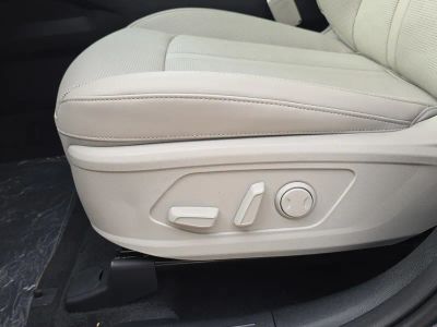 2026 Kia Sorento — photo 20 view