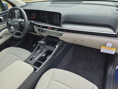 2026 Kia Sorento — photo 11 view
