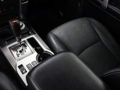 2017 Toyota 4Runner 4WD - Photo 17