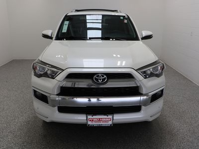 2017 Toyota 4Runner 4WD - Photo 3
