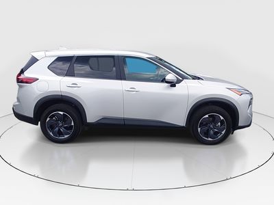 2025 Nissan Rogue - Photo 8