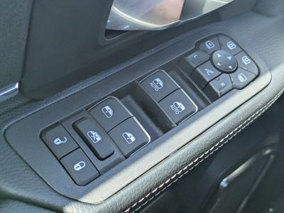 2026 Ram 3500 — photo 20 view