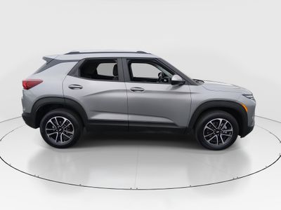 2025 Chevrolet Trailblazer — photo 8 view