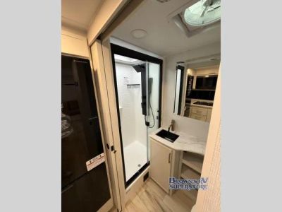 2026 Brinkley Model Ix - Photo 9