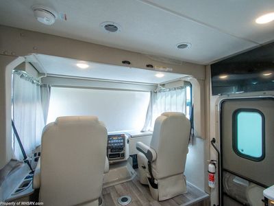 2026 Thor Motor Coach Vegas - Photo 5