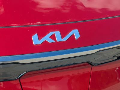 2025 Kia Niro EV — photo 11 view