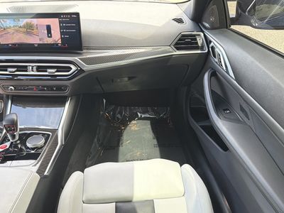 2024 BMW M4 - Photo 17