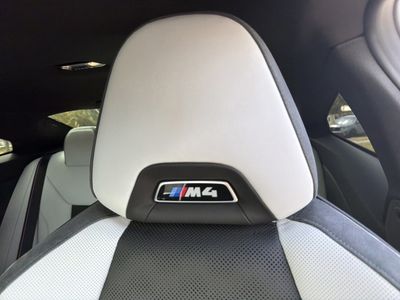 2024 BMW M4 - Photo 22