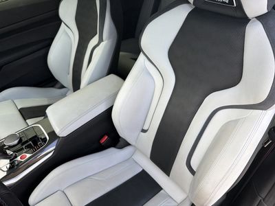 2024 BMW M4 - Photo 21
