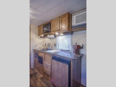 2018 Keystone RV Summerland Mini - Photo 3