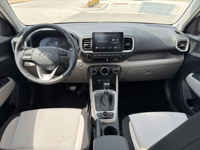 2026 Hyundai Venue - Photo 15