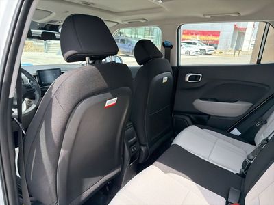 2026 Hyundai Venue - Photo 13