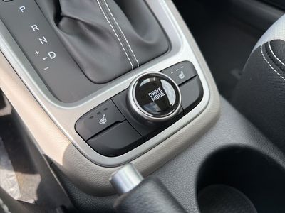 2026 Hyundai Venue - Photo 28
