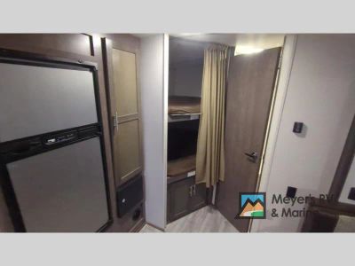 2018 CrossRoads RV Sunset Trail Super Lite - Photo 8