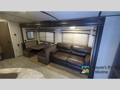 2018 CrossRoads RV Sunset Trail Super Lite - Photo 6