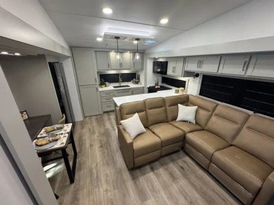 2026 Brinkley RV Model Z - Photo 4