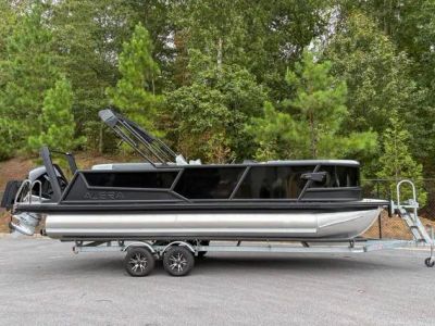 2026 Alera M23Q — front three-quarter view